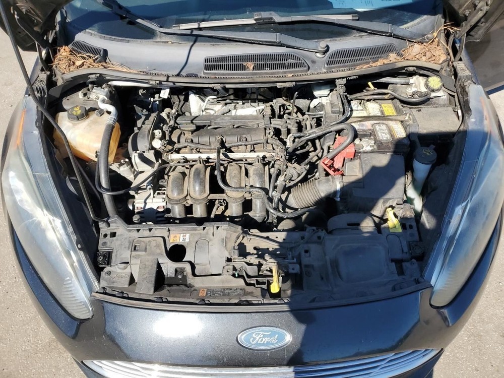 FIESTA 2014 Glove Box 4558032