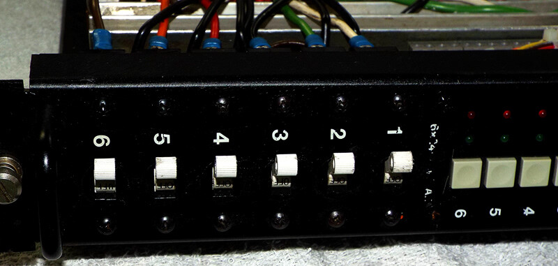 HIGH DENSITY STAGE LIGHTING DIMMER MODULE ( 6 X 2400W ) REFURBISHED.