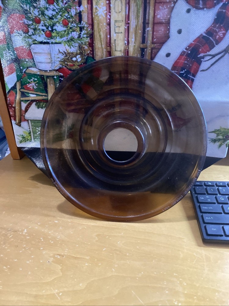 plastic-9 inch-chip/nut displayn tray (microwavable)