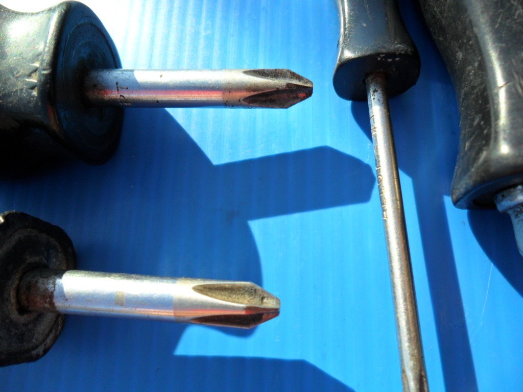 Snap On Tools Huge Screwdriver Lot 19 Pieces Hard Black Handle Plillips & Flat