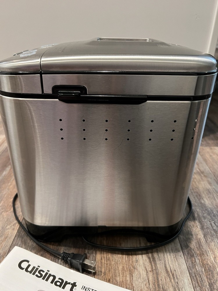 Cuisinart Compact Automatic Bread Maker / Machine StainlessSteel CBK-110