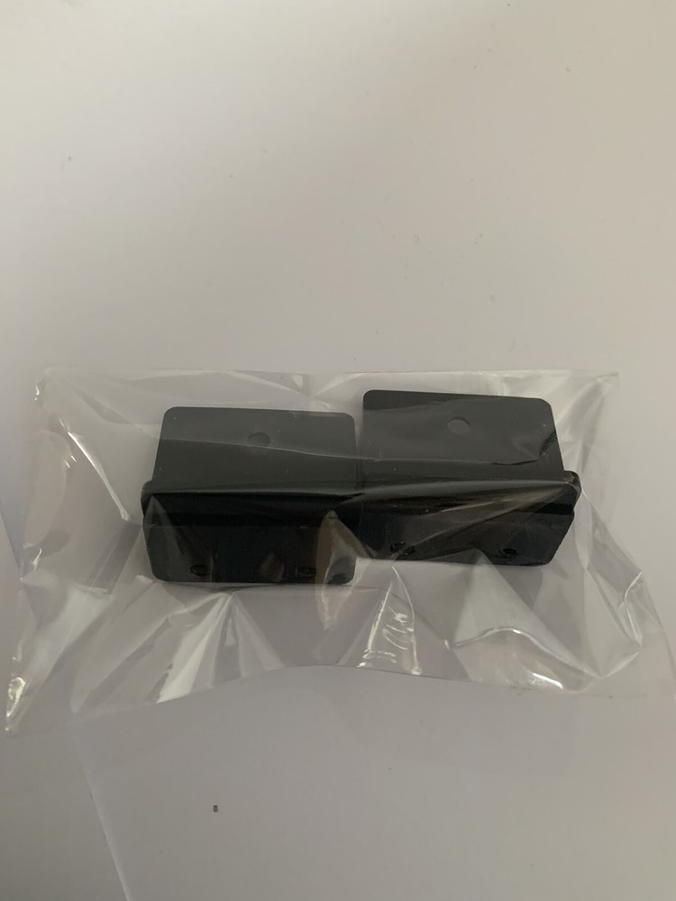 Kramer mounting bracket to mount one tool pico mega plastic