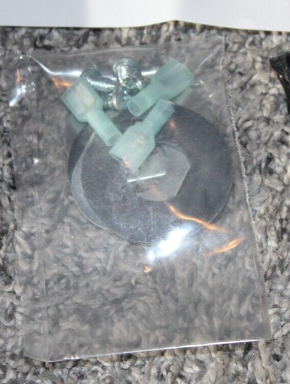 SOUND OFF INC. ETCBK2CC UNDERCOVER HALOGEN INSERTS ( NOS)