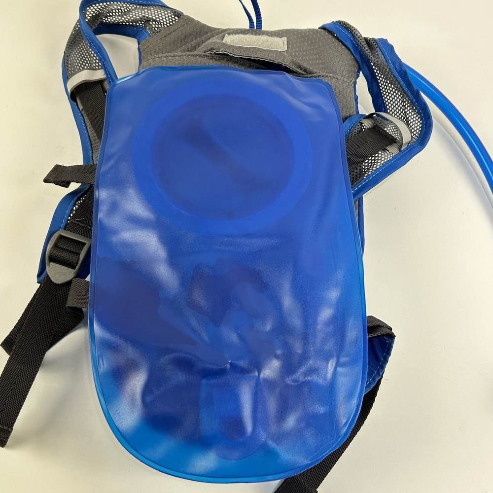 CAMELBAK Mini Mule Hydration Backpack 1.5 L /50 oz Bladder Blue White CLEAN!