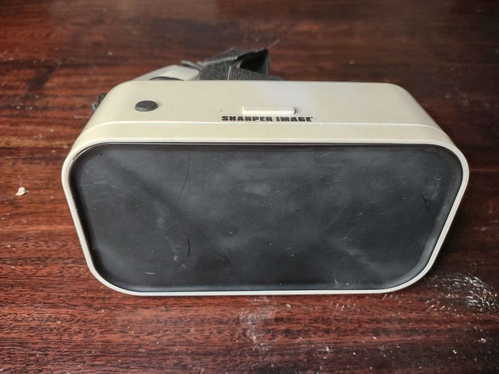 VR Virtual Reality Headset Sharper Image White/Black for Smartphone