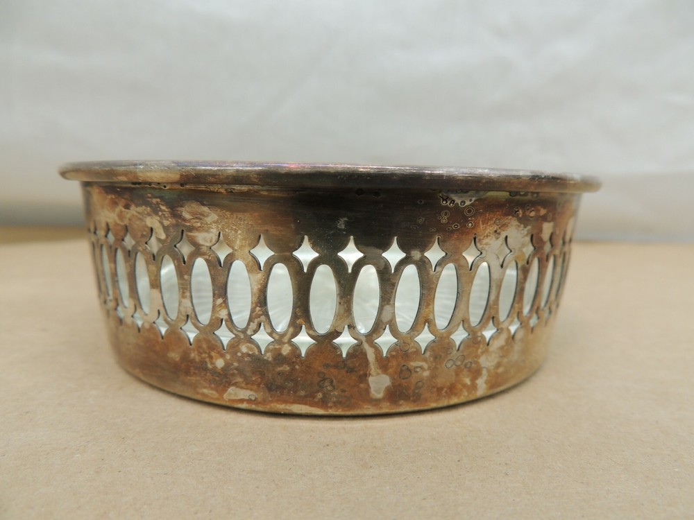 WALLACE 9105 ARTICULATED SILVERPLATE with INSERT GLASS DISH 5" x 1.5"