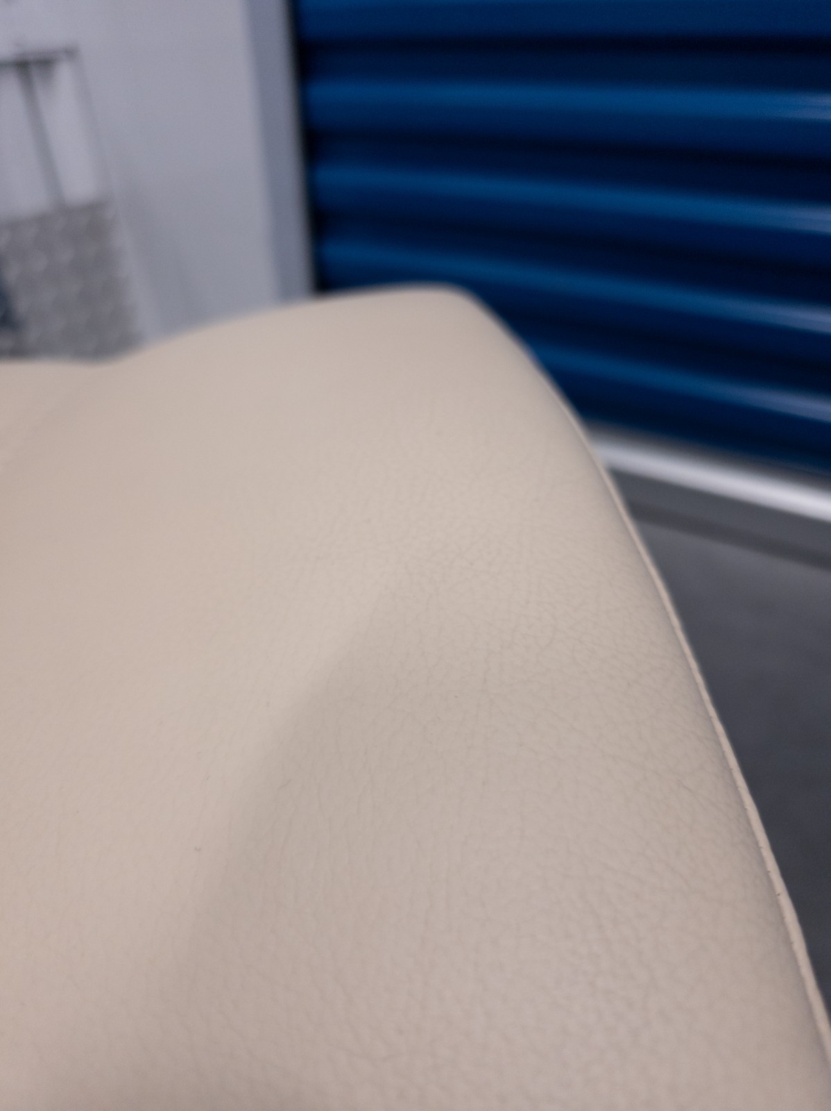 Ekornes Stressless Cream Colored Leather Ottoman | Tilt Function | Teak