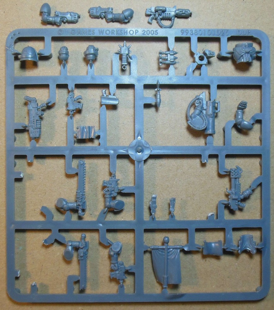 Space Marines - Tactical Squad 2005 Sergeant & Special Weapons Sprue (c) 40K
