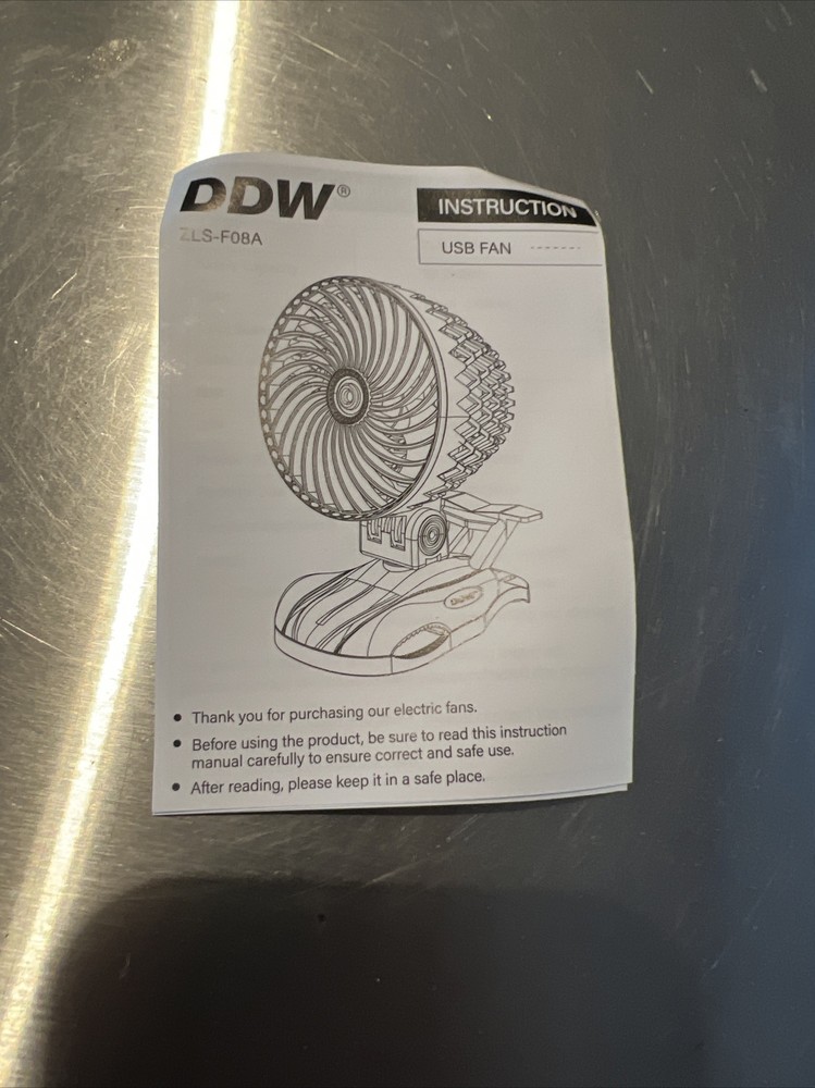 Small black portable USB Fan Office Desktop Adjustable