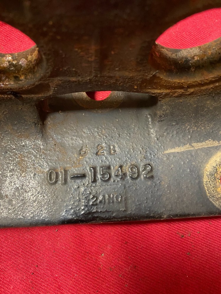 FREIGHTLINER CAT MOTOR ENGINE MOUNT BRACKET SUPPORT REAR 01-15492