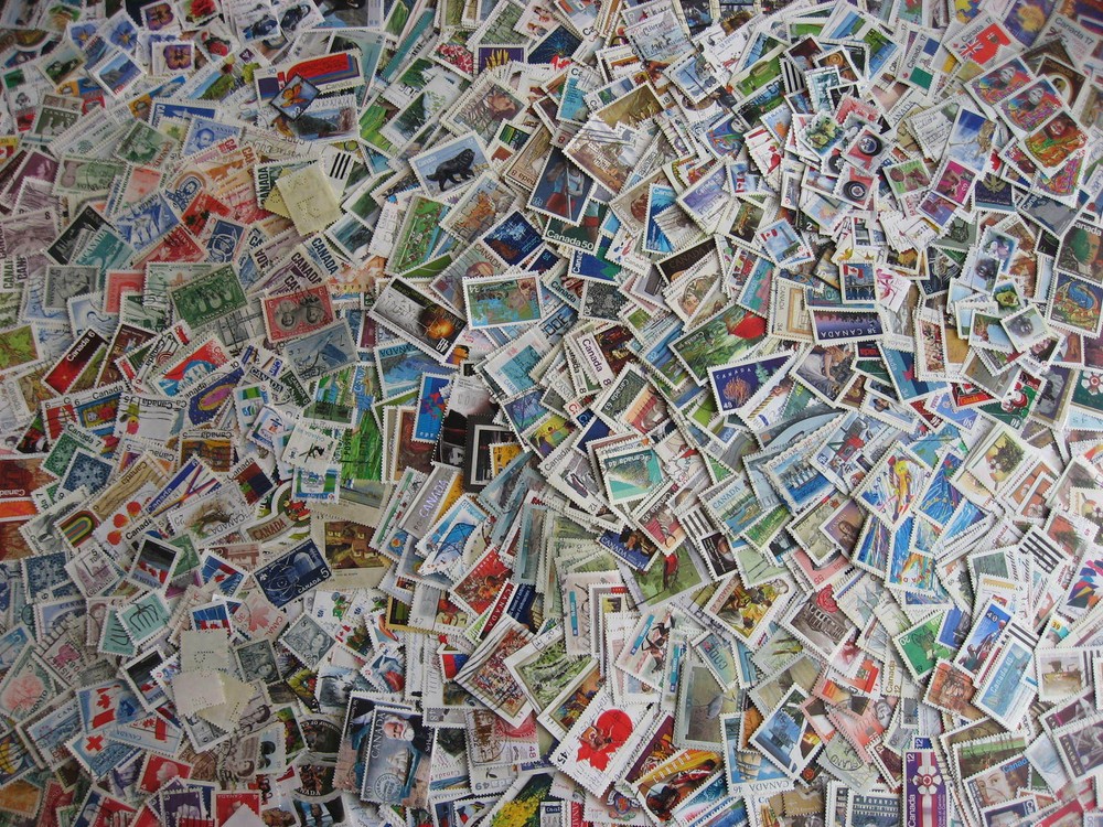 Canada collection 2000 different U old-2015.Face same=reg/ex-bklt/diff perfs etc