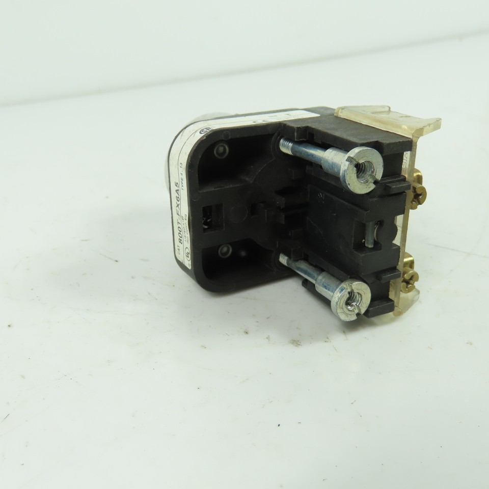 Allen-Bradley 800T-FX6A5 2-Position Push-Pull Pushbutton Operator 30.5mm Ser T