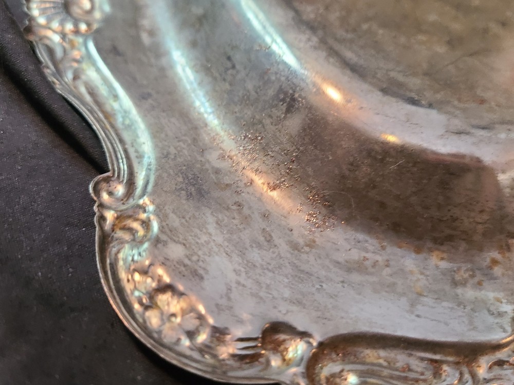 Vintage Ornate Sheridan? Serving Bread Tray Silverplated