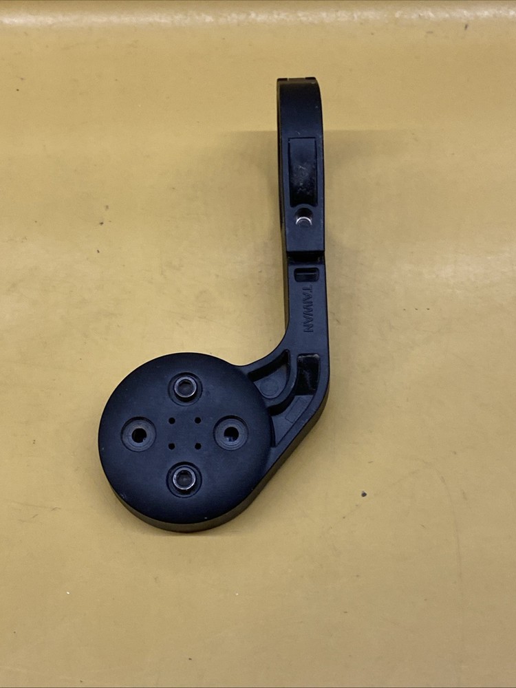 Black Garmin Computer 75mm Front Mount 31.8mm Handlebar Clamp