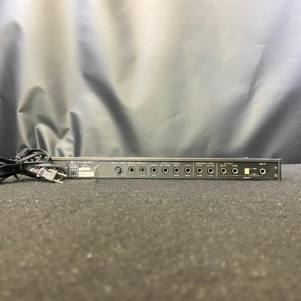 Roland SDE-3000 Digital Delay Good condition