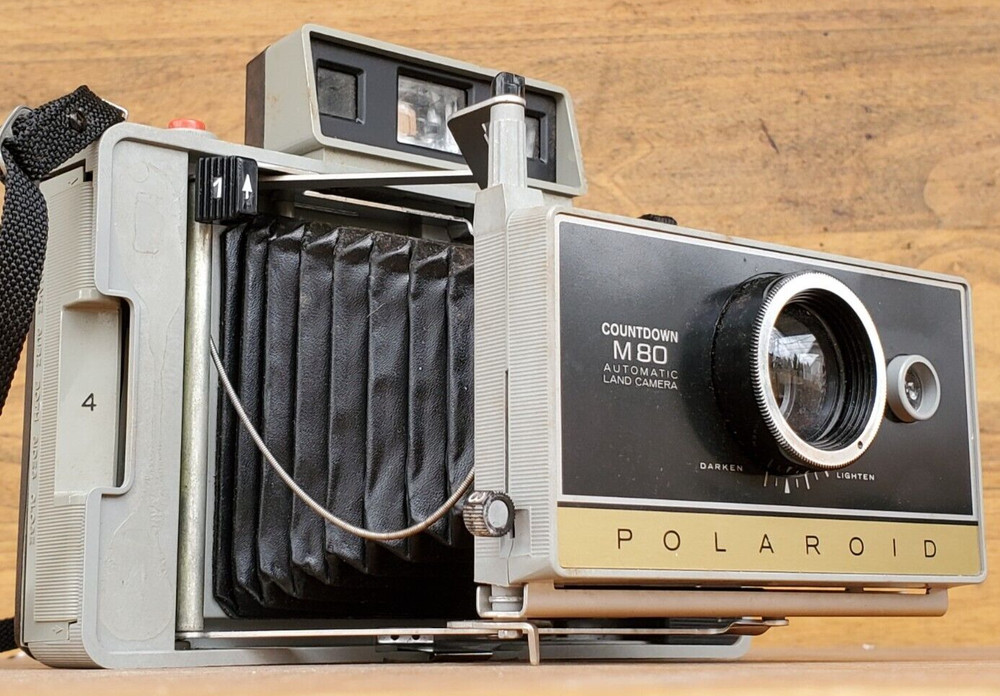 Polaroid Countdown M80 Automatic Land Camera