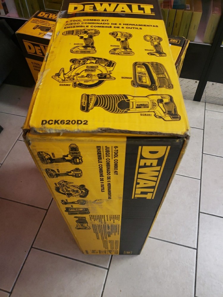 DEWALT 20V MAX Combo Kit, Power Tool Combo Kit, Compact 6-Tool (DCK620D2)
