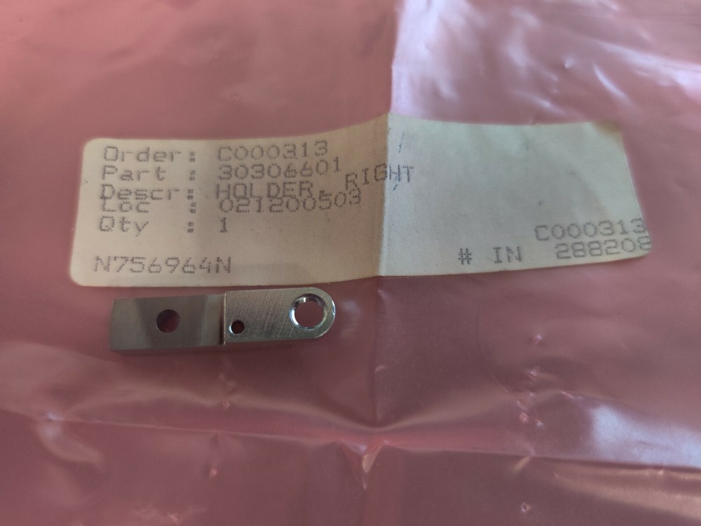 Universal Instruments Right Holder 30306601