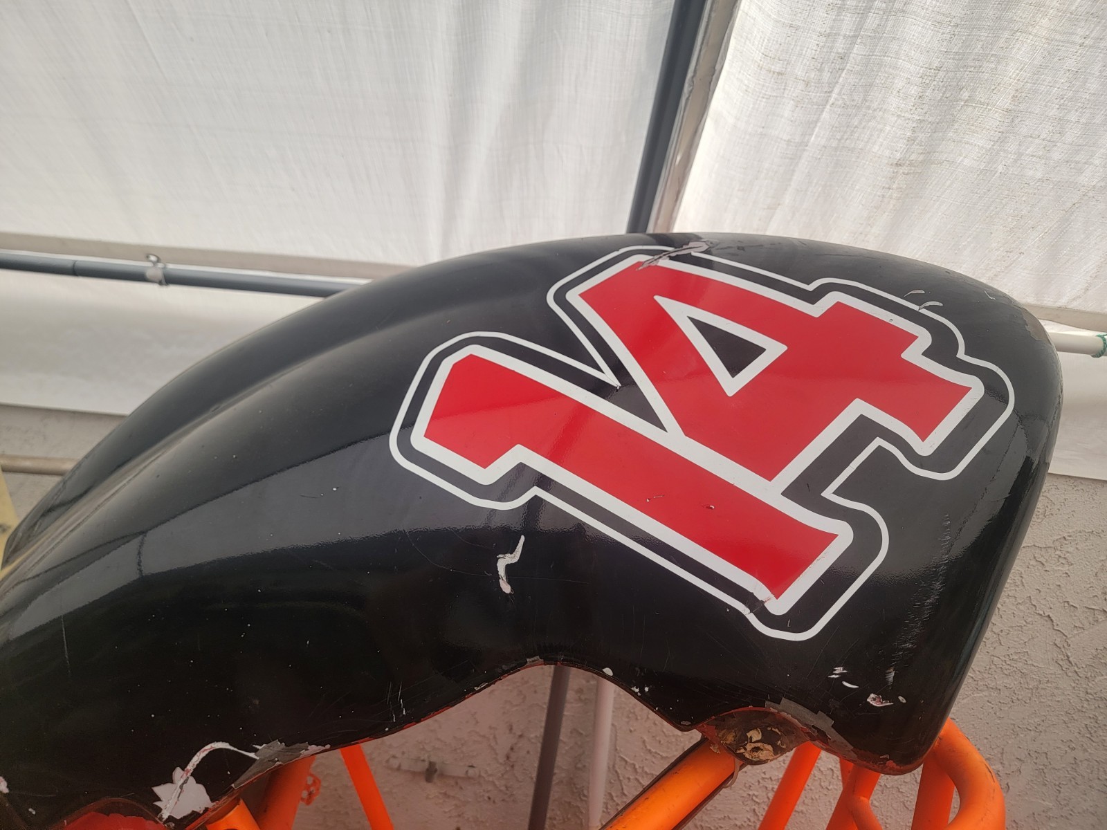 Saldana 33 Gal Tail Tank W/Bladder Top Outlet Outlaw Sprint