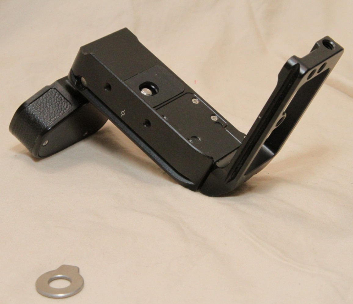 Smallrig Arca Swiss L Grip Tripod plate for Sony A7RIII