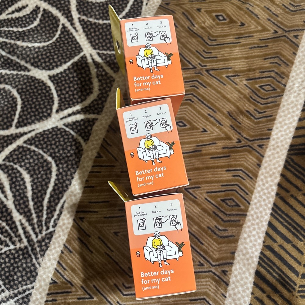 TheraPetMD Cat Calming Diffuser Kit White 60-Day 1 Diffuser + 2x48mL- 3 Pack
