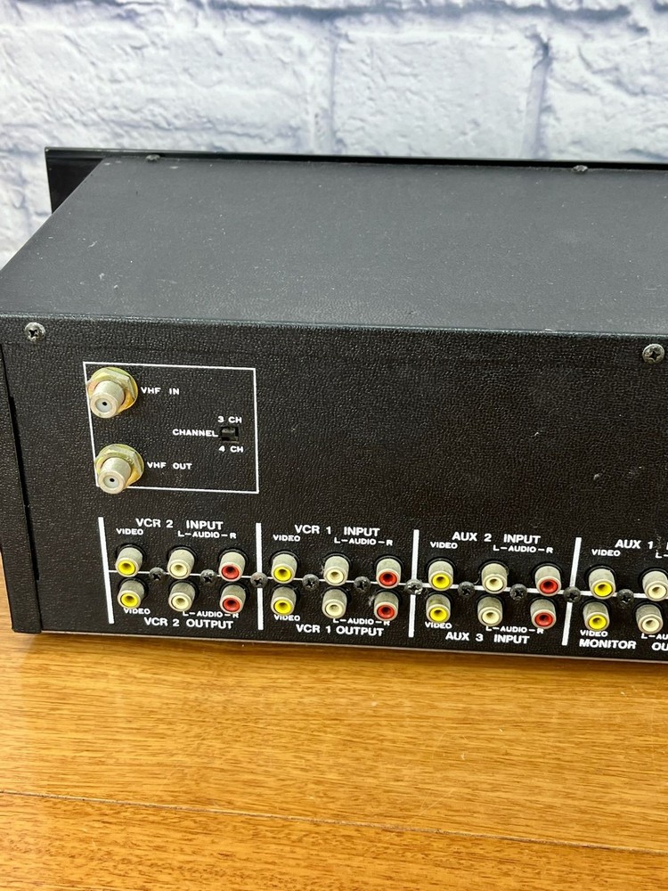 Vintage Rare Audiosource AV-ONE Audio/Video Selector And Processor Equalizer