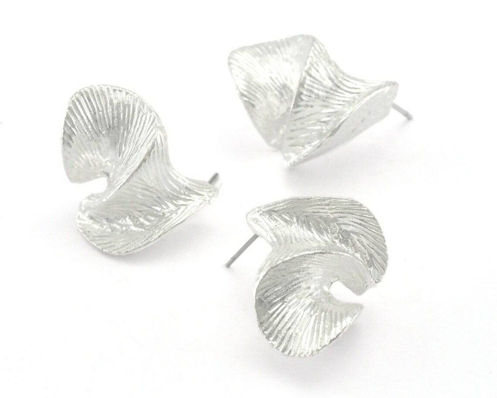 1 pair Wavy brushed earring post stud wire base Shiny silver plated brass 4379