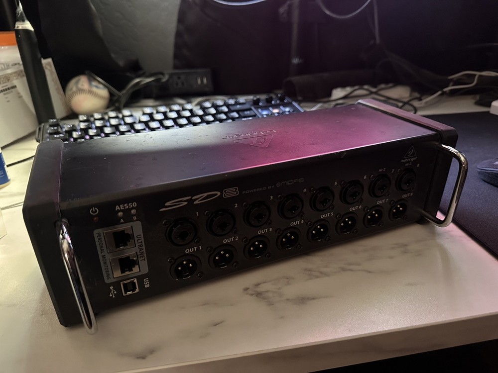 Untested Behringer SD8 Midas Amps
