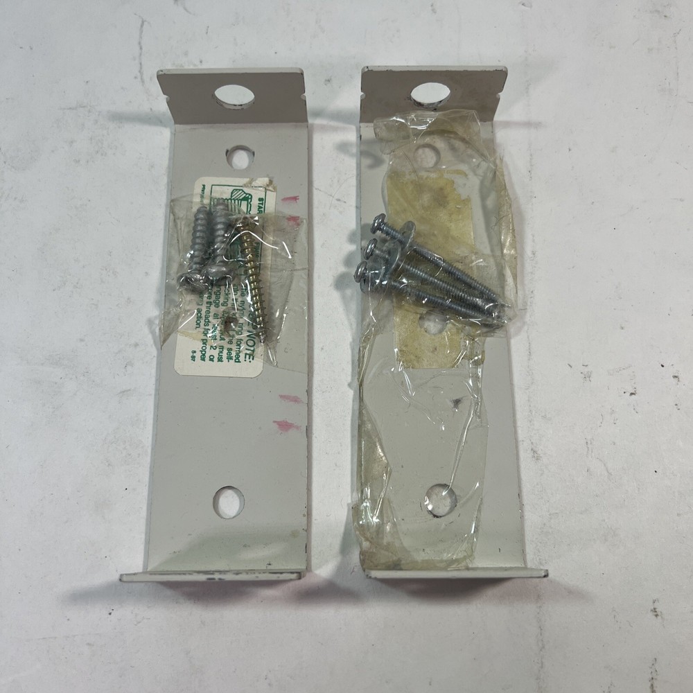 OmniMount Wall Mount Speaker Mount White