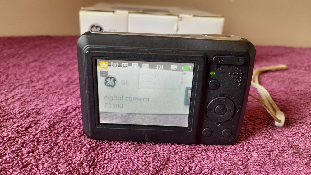 Digital Camera GE Z1300 Plus Memory Card Instructions In Original Box Tested