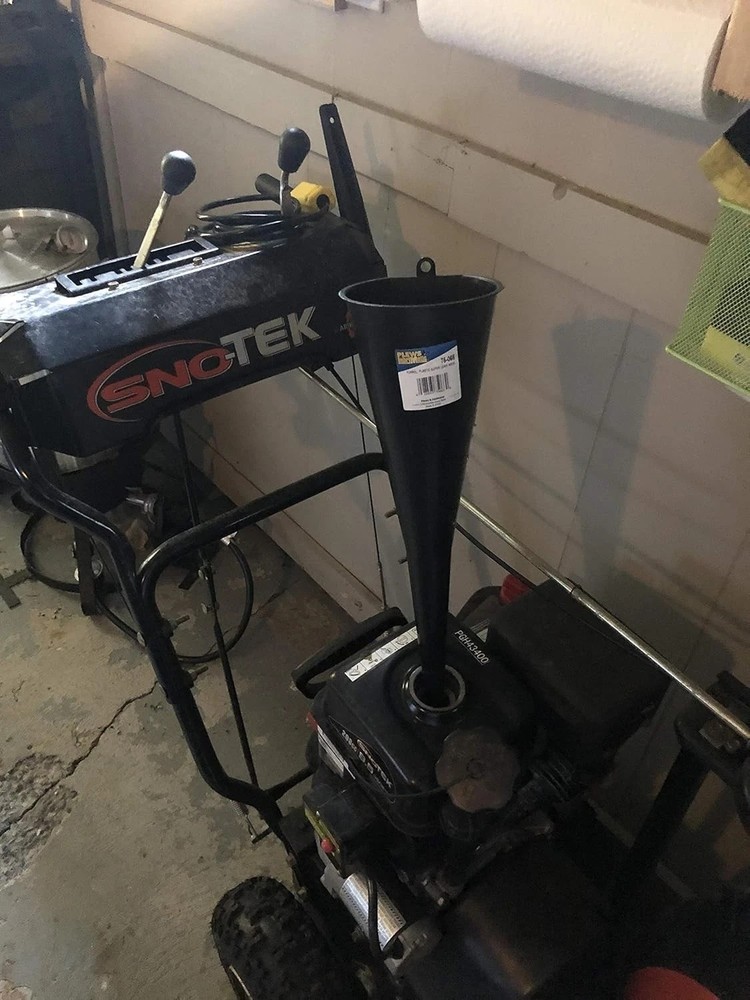 75-068 Long Neck Plastic Funnel - 2 Quart