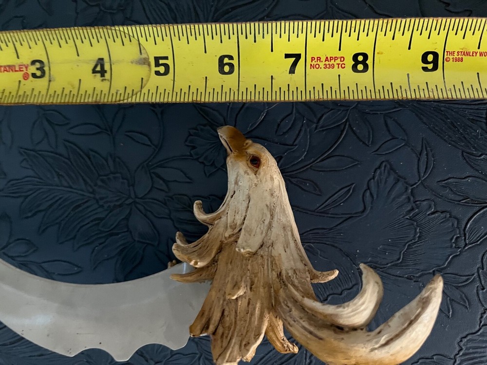 9” Curved blade eagle handle
