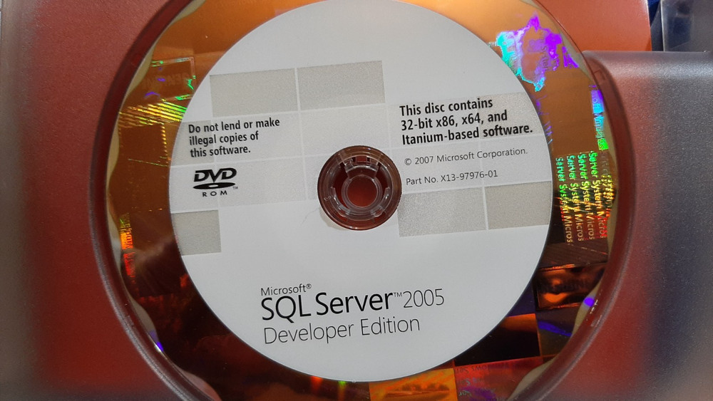 Microsoft Visual Studio 2008 Professional Edition Upgrade with SQL Server 2005