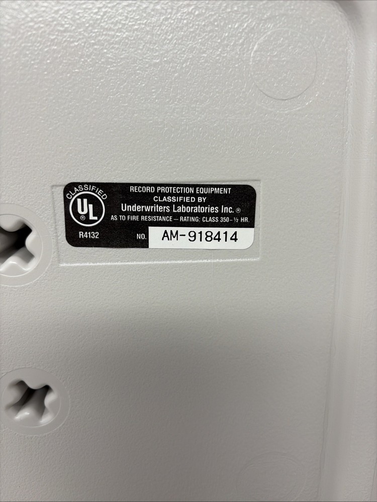 Sentry Safe 2100 Fire Proof Safe with 2 Keys Lock Box FIRE-SAFE® Security Chest