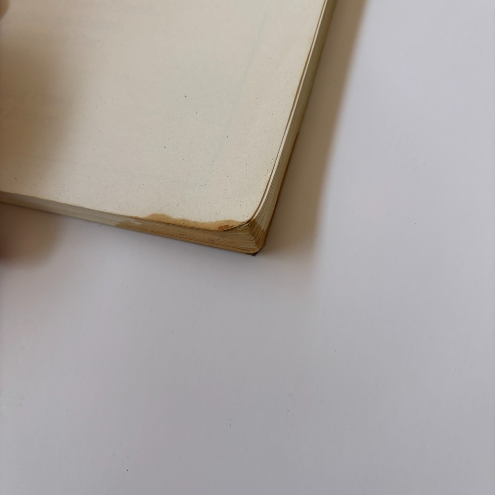 MORE BASIC COMPUTER GAMES 84 Fabulous Games for your PC by David Ahl 1979