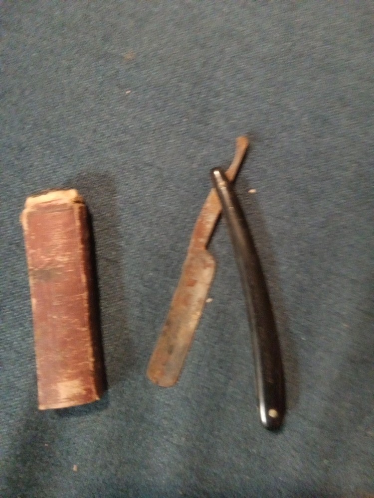 Antique Straight Razor