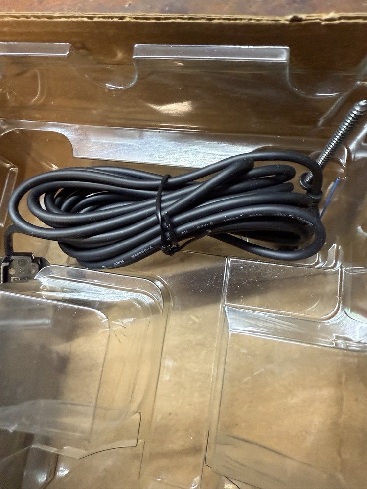 Axis P7701 P/N: 0319-004 P7701 Video Decoder NEW (Open Box)