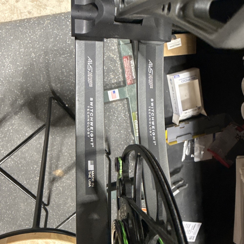 Mathew’s V3 31 Stone Grey