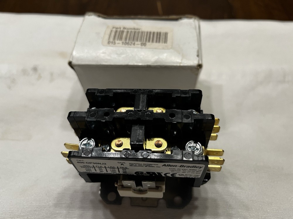 Air Techniques / Midmark Vacuum , Compressor 24volt Contractor Relay