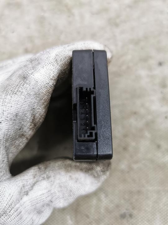 Antenna amplifier BMW X3 2011 9202996