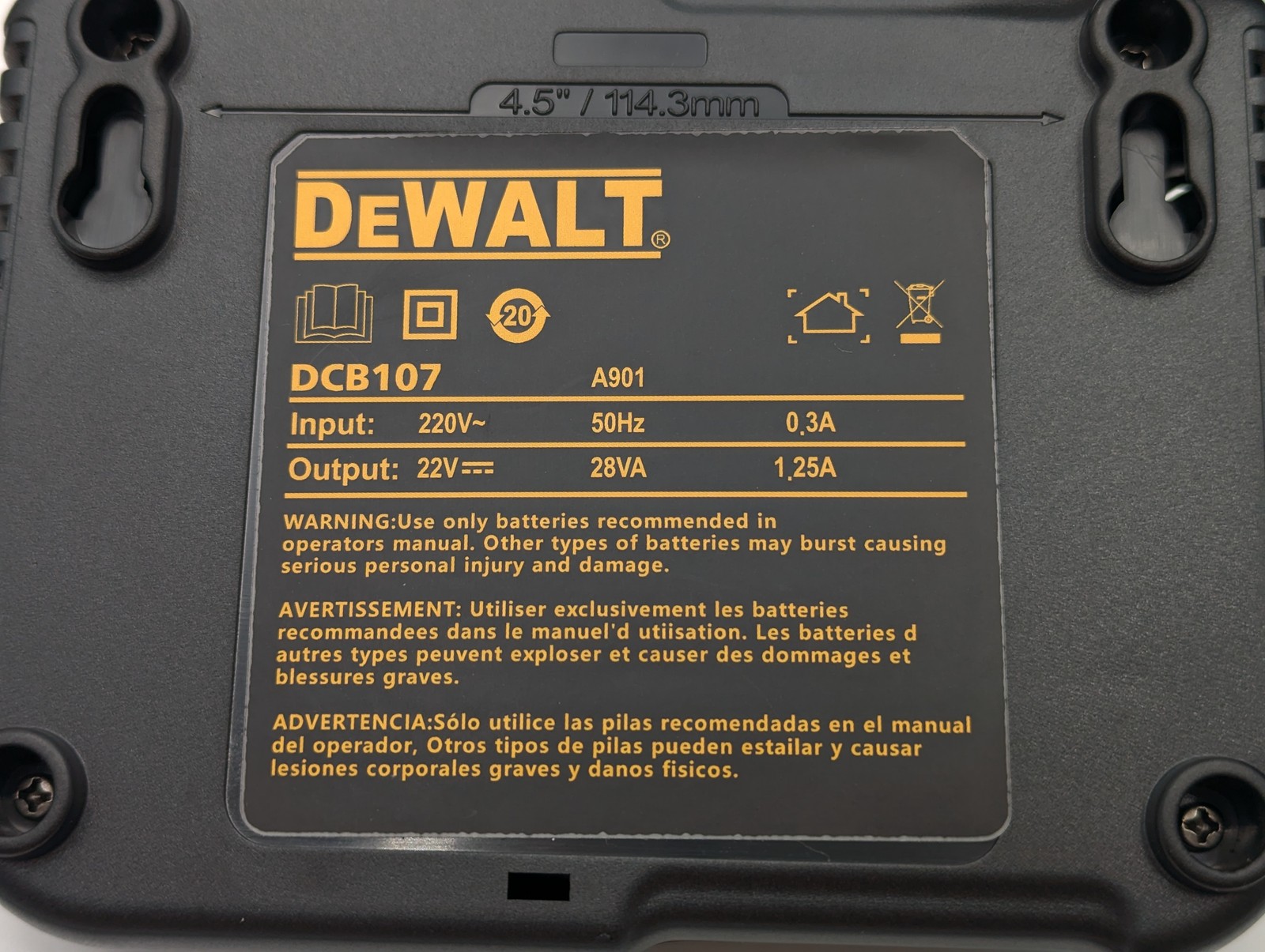 Dewalt DW089LG Laser 3 x 360 12V MAX Green Laser Level w/Battery (089LG) Yellow