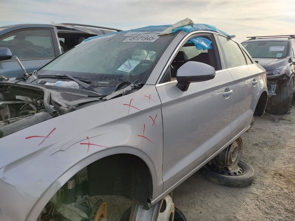 RIGHT REAR DOOR WINDOW REGULATOR OEM 2017 A3 AUDI