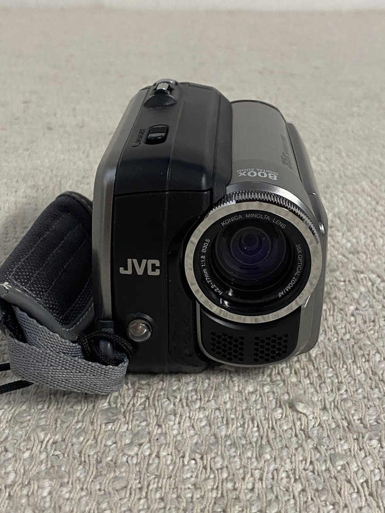 JVC GR-D850 Digital Video Camera Handheld Widescreen UNTESTED AS IS