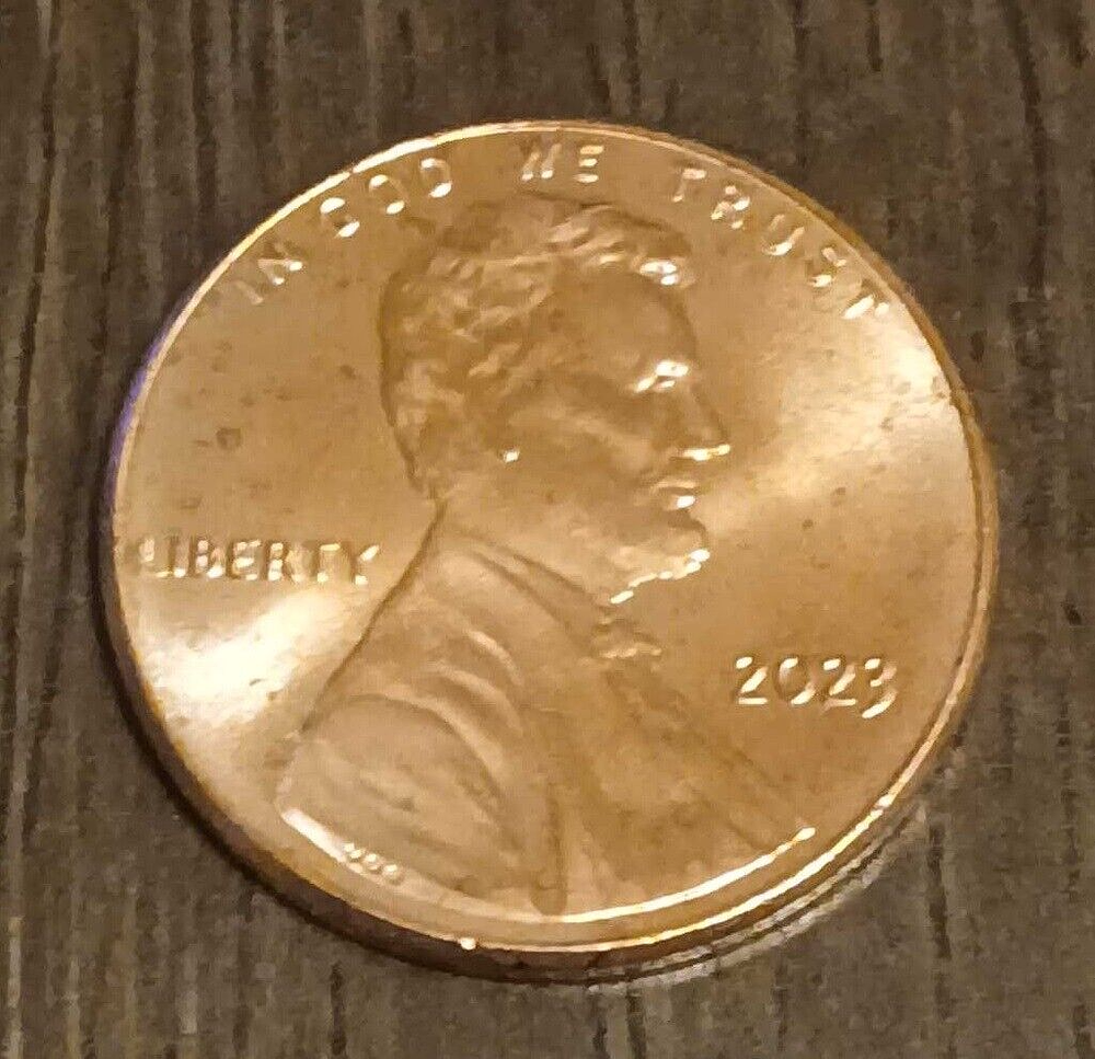 2023 RED Lincoln Shield Cent US Mint ERROR 'Extra V' Uncirculated Condition