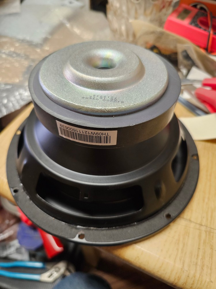 8" 8 Ohm 1 1/4" Voice Coil Woofer