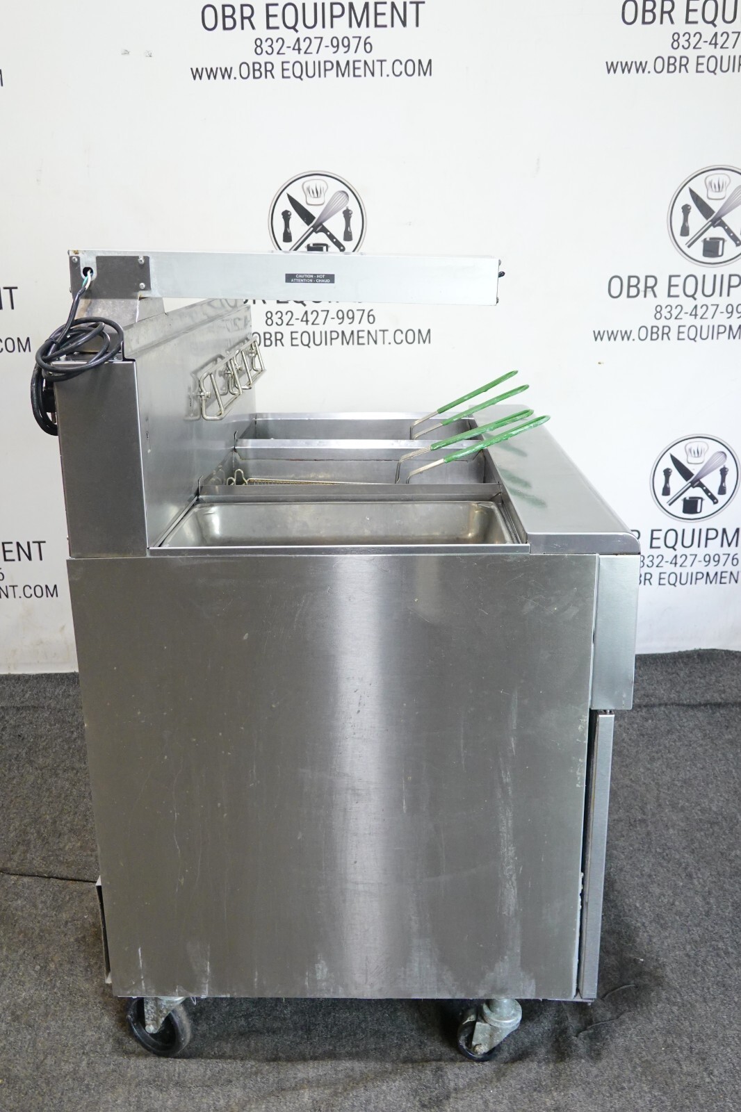 2015 FRYMASTER TWO BAY GAS (50 LBS CAPACITY PER BAY) FRYER WITH FILRATION SYSTEM