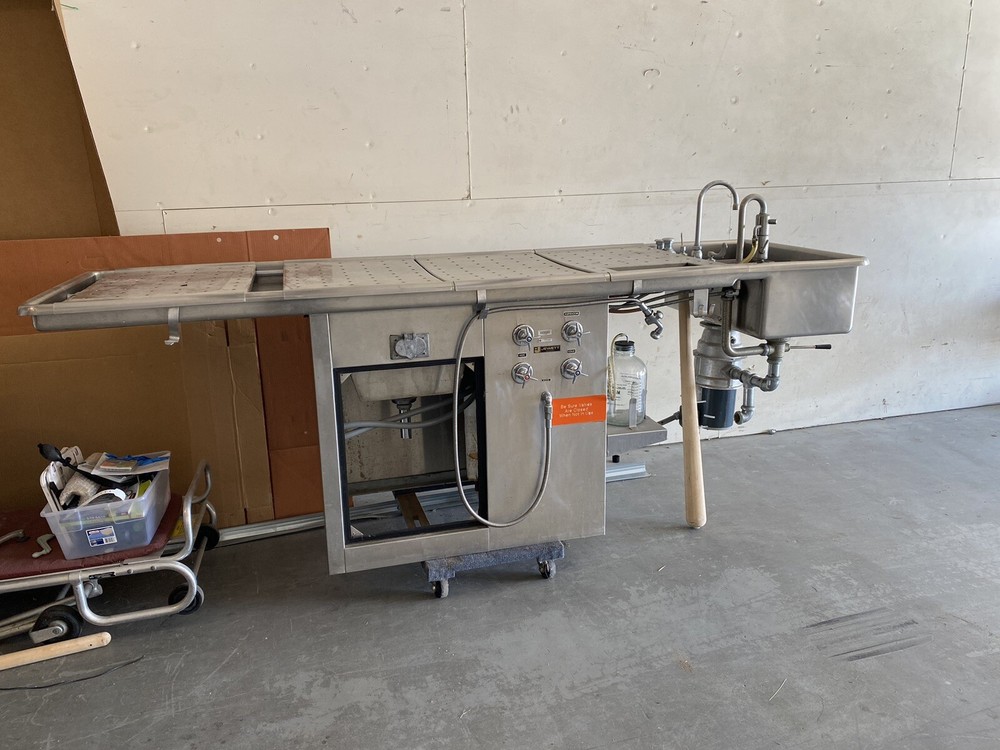Jewett autopsy table
