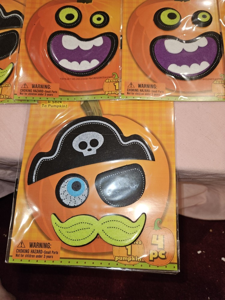 5 Fun Felt Pumpkin Face