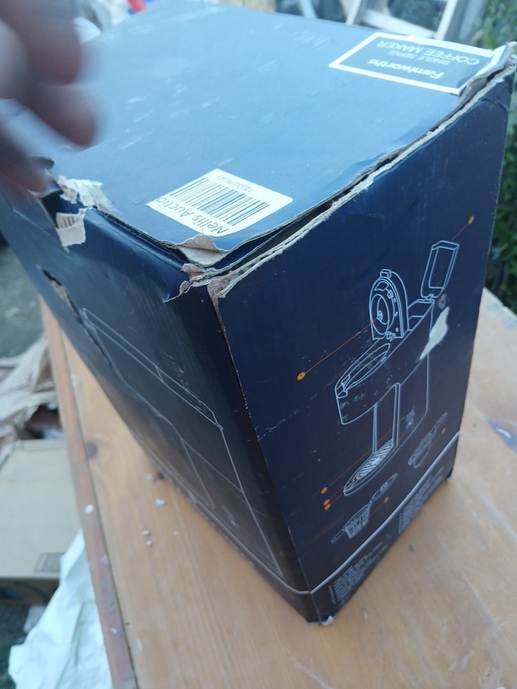 Sboly Single K- Pod Compatible Coffee Maker. EUC original packaging