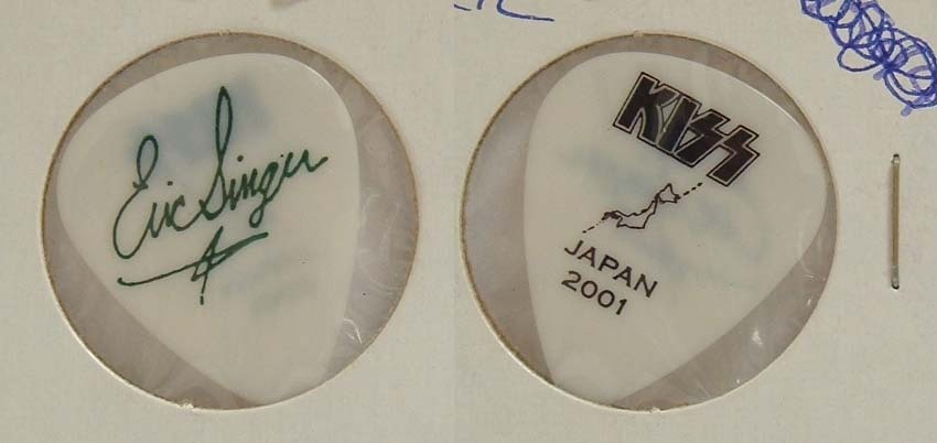 KISS - VINTAGE ERIC SINGER JAPAN 2001 TOUR CONCERT GUITAR PICK